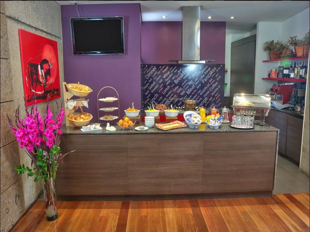 Hotel 84 DC Bogota Buitenkant foto
